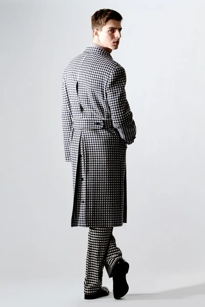 Look 1